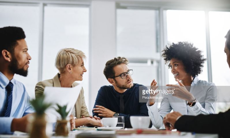 Nv.HappyEngagedCommunication